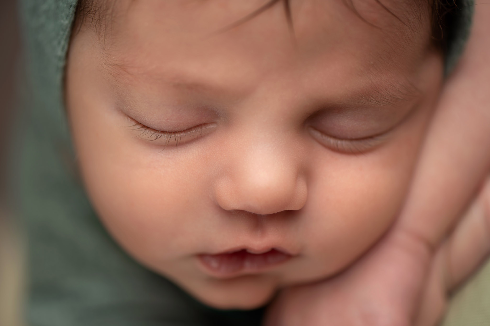 newborn details photos studio photography