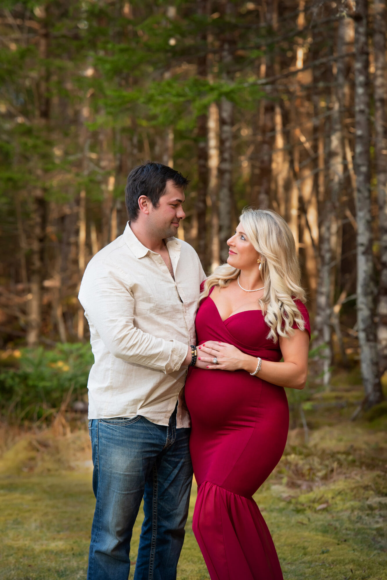 outdoor maternity pictures