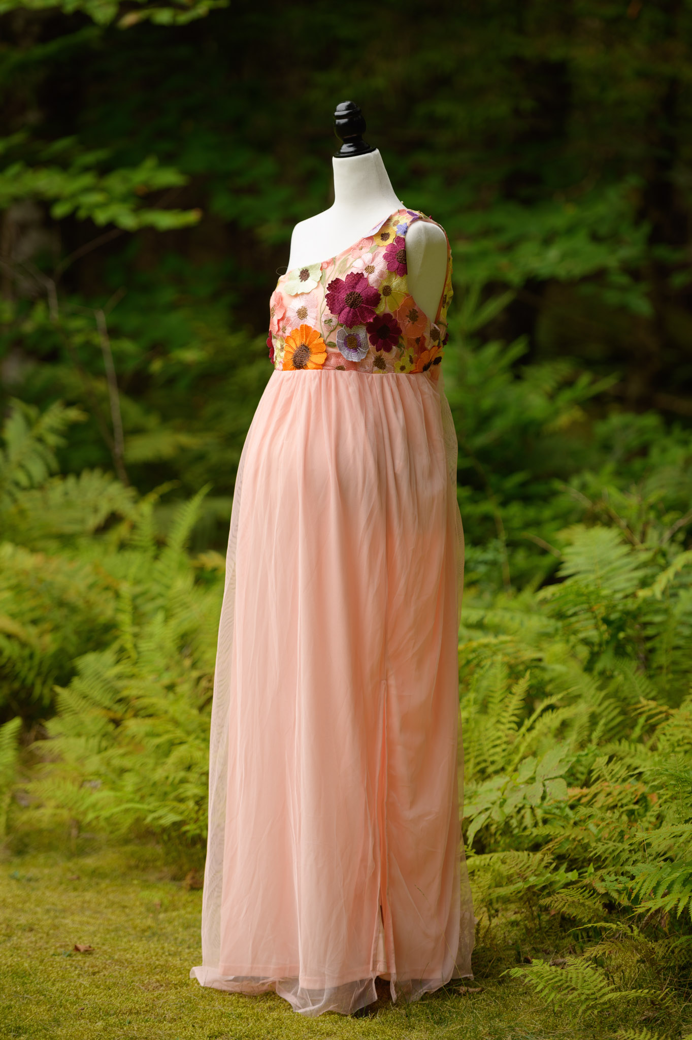Maternity dress for photo shoot