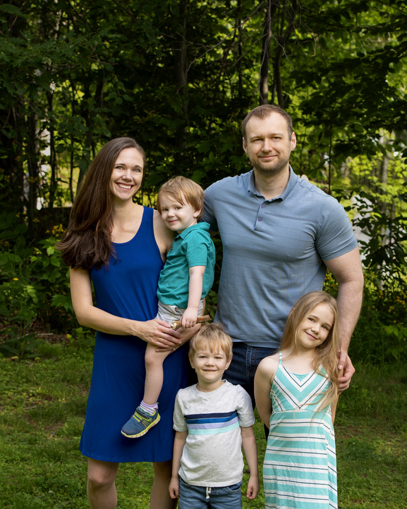 Family photos at The Dingle Park in Halifax