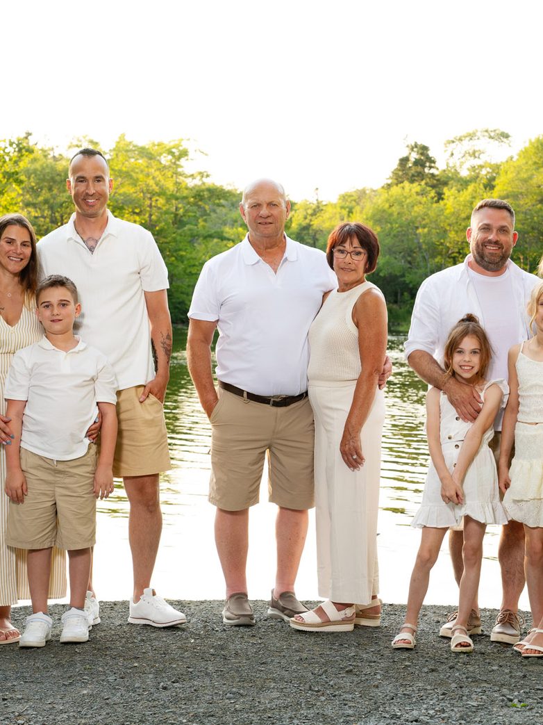 Extended Family Photography at Shubie Park in Dartmouth