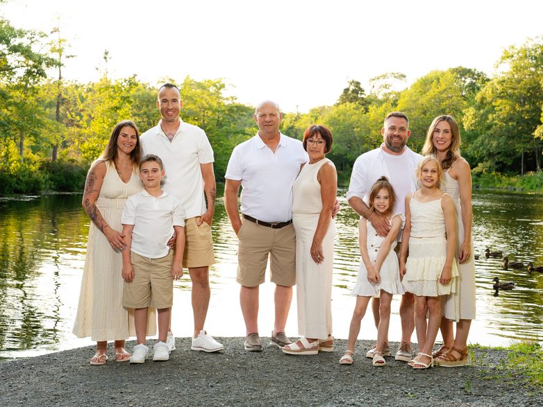 Extended Family Photography at Shubie Park in Dartmouth